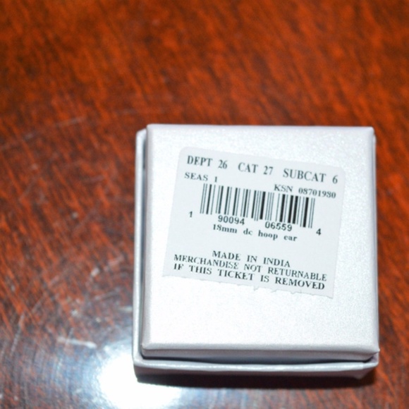 Sterling Silver 925 Diamond Cut Loop Hoop Earrings - Picture 3 of 4